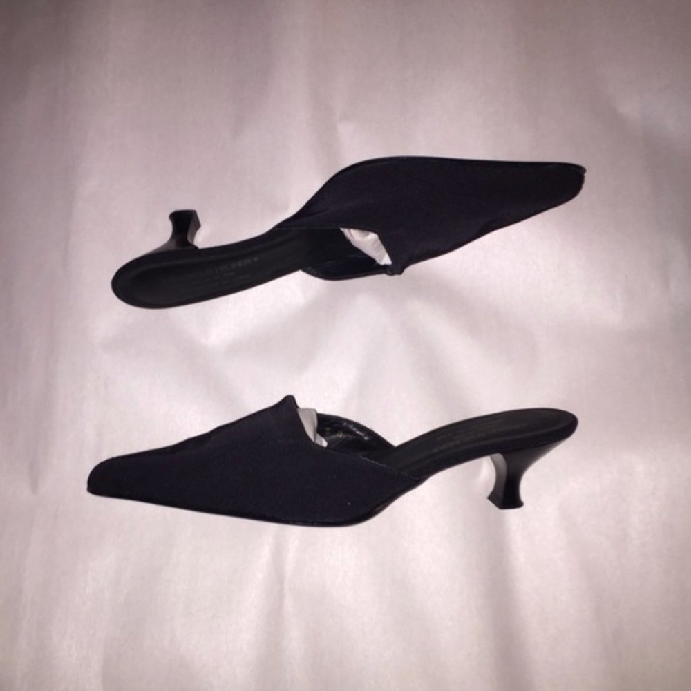 DONALD J. PLINER kitten heel MULES SIZE 8 M